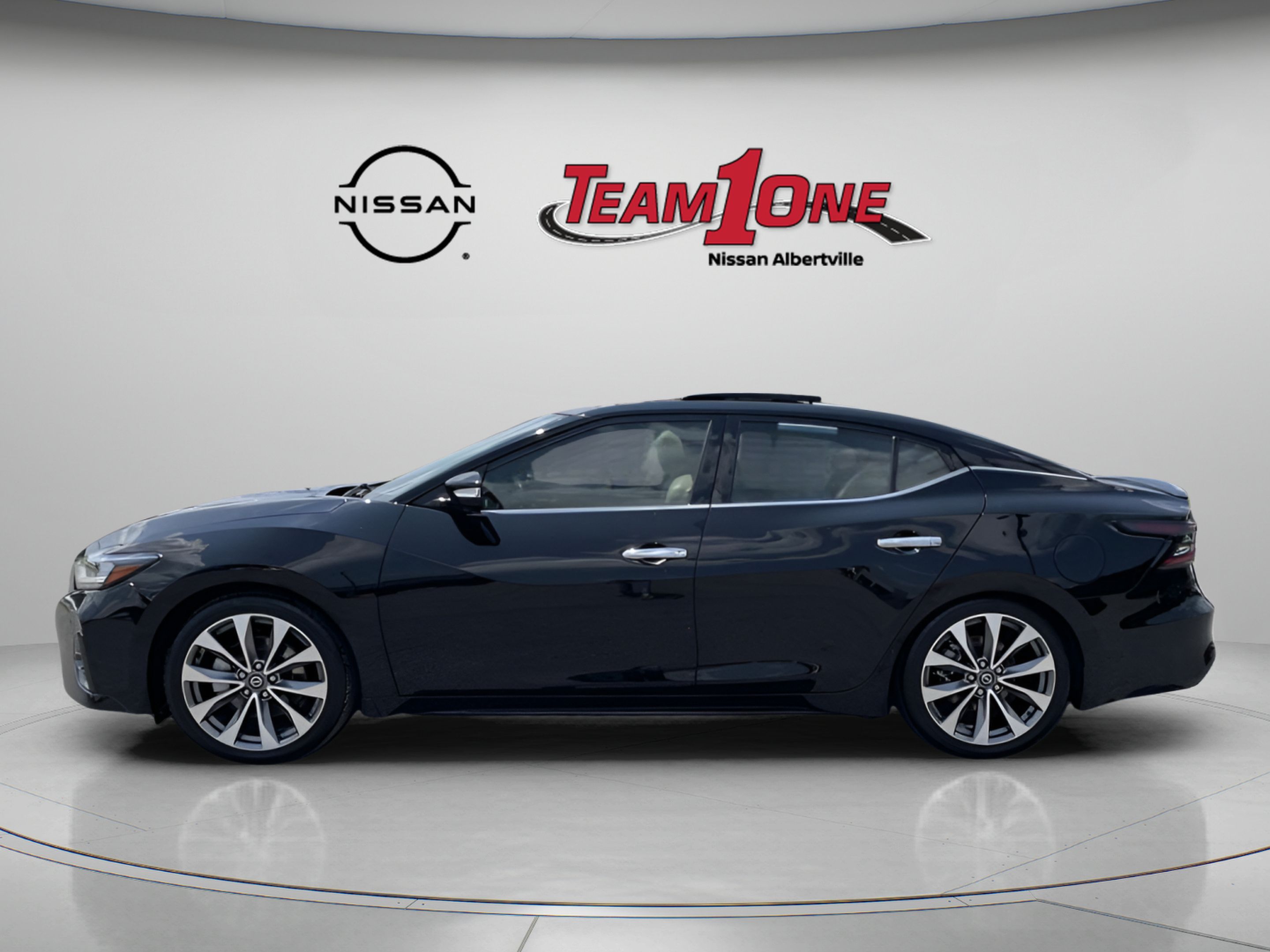 Used 2021 Nissan Maxima Platinum w/ Sport Mat Group FWD image 5