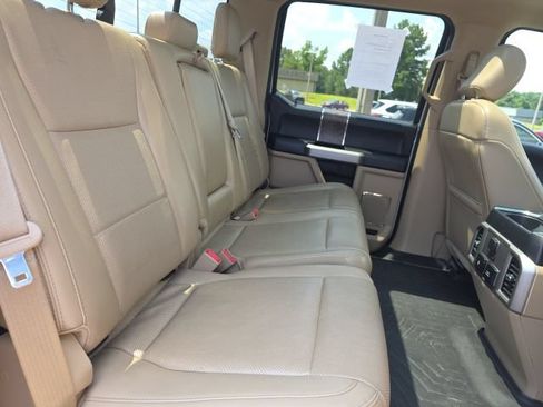Used 2018 Ford F250 Lariat w/ Lariat Ultimate Package AWD/4WD image 12