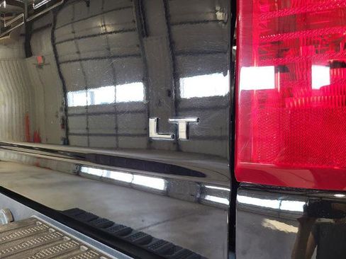 Used 2025 Chevrolet Silverado 2500 LT w/ Convenience Package image 15