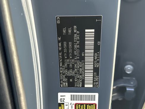 Certified 2024 Toyota Grand Highlander AWD Hybrid image 28