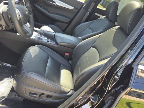 Used 2019 INFINITI QX50 Essential w/ Proactive Package AWD/4WD image 15
