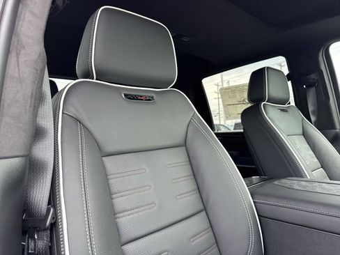 New 2026 GMC Sierra 2500 AT4X AWD/4WD image 25