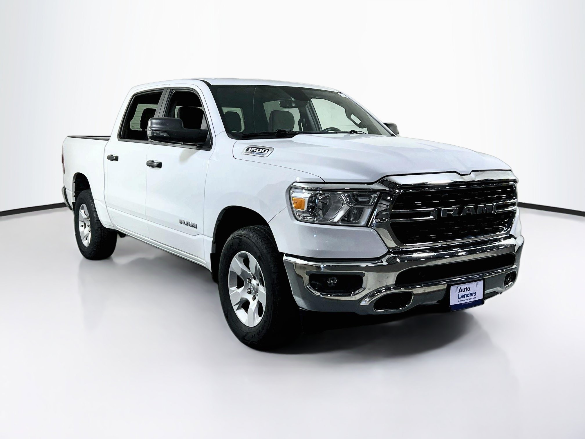 Used 2023 RAM 1500 Big Horn AWD/4WD image 3