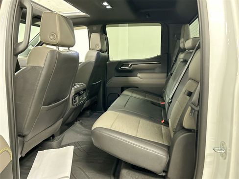 Used 2022 Chevrolet Silverado 1500 ZR2 w/ Technology Package image 20