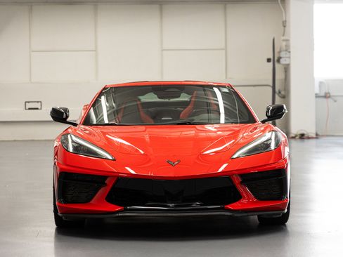 Used 2024 Chevrolet Corvette Stingray Coupe w/ Z51 Performance Package RWD image 7
