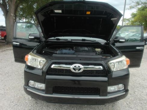 Used 2010 Toyota 4Runner SR5 RWD image 38
