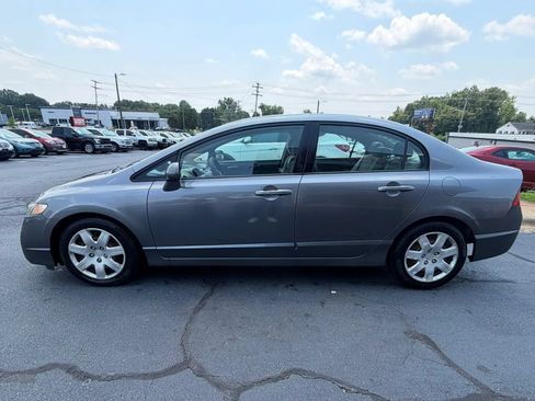 Used 2010 Honda Civic LX image 4