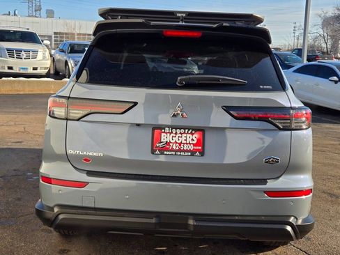 New 2026 Mitsubishi Outlander Trail Edition image 12