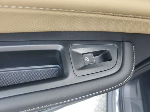 New 2026 Volkswagen Atlas Cross Sport SE FWD image 15
