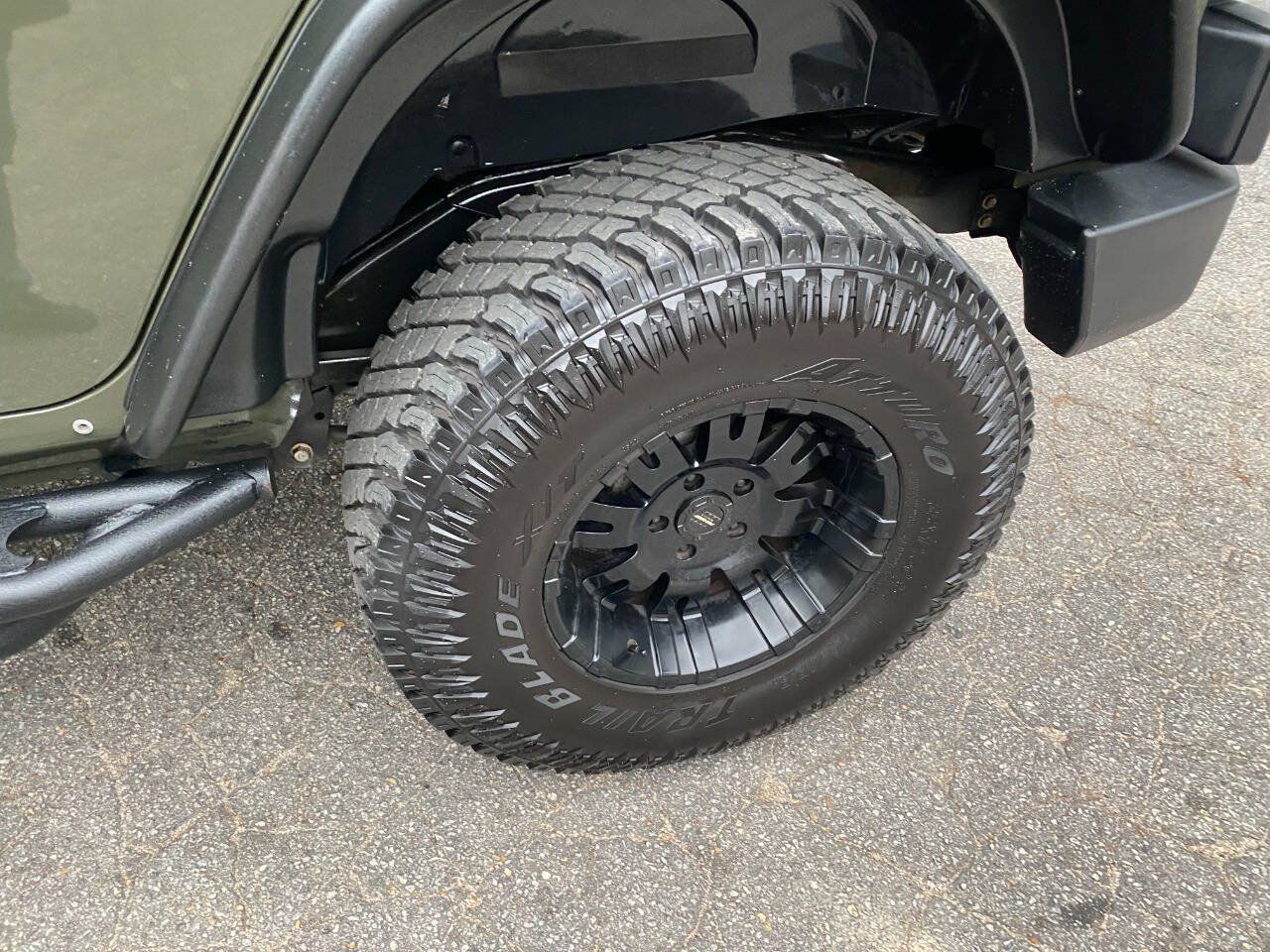 Used 2015 Jeep Wrangler Unlimited Rubicon AWD/4WD image 9