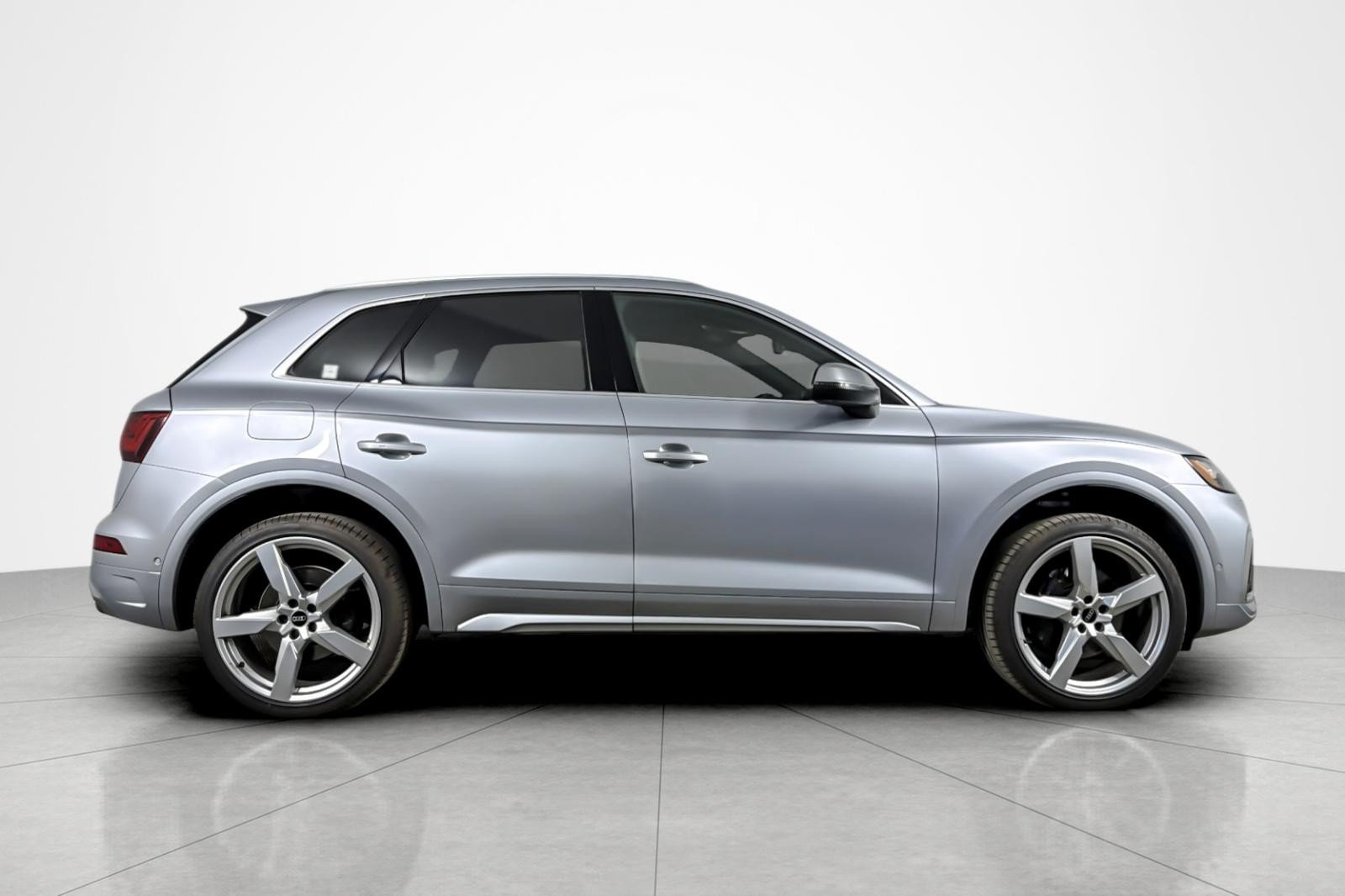 Used 2023 Audi SQ5 Prestige w/ Prestige Package AWD/4WD image 6