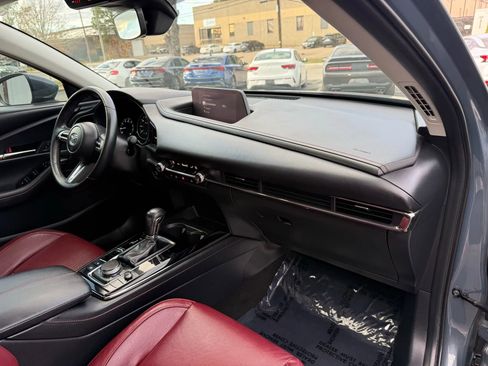 Used 2022 MAZDA CX-30 AWD 2.5 S w/ Preferred Package image 16