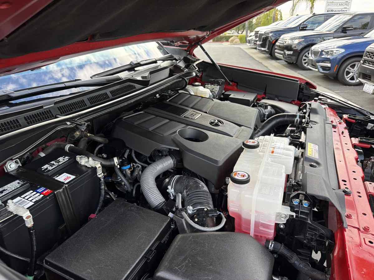 Used 2022 Toyota Tundra SR5 AWD/4WD image 41