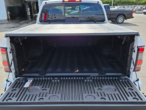 New 2026 Nissan Frontier SV w/ SV Convenience Package AWD/4WD image 10