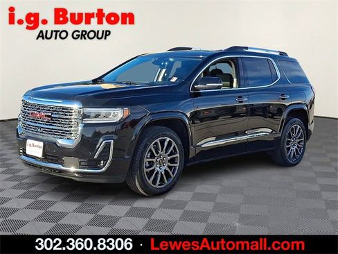 Used 2023 GMC Acadia Denali w/ Black Diamond Edition image 3