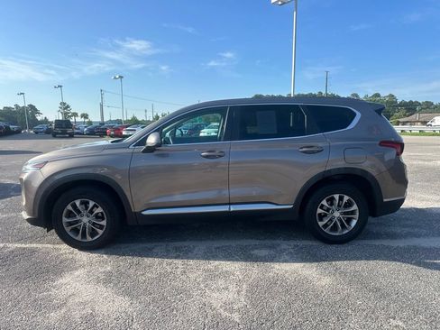 Used 2019 Hyundai Santa Fe SE AWD/4WD image 6