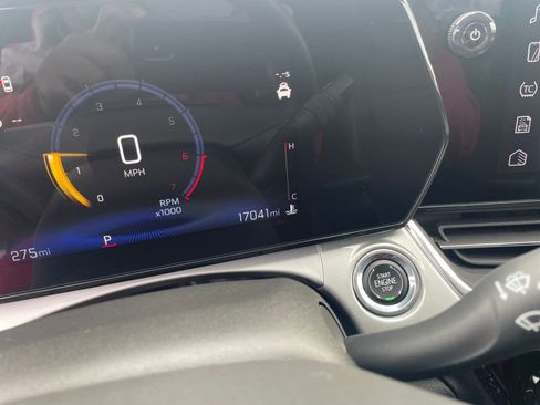 Used 2025 Chevrolet Trax LT w/ LT Convenience Package image 38