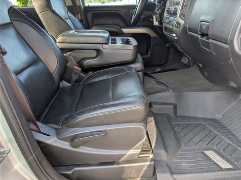 Used 2015 Chevrolet Silverado 2500 LT AWD/4WD image 40