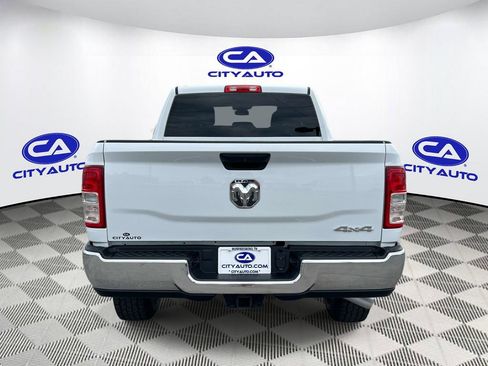 Used 2022 RAM 2500 Tradesman w/ Chrome Appearance Group AWD/4WD image 5