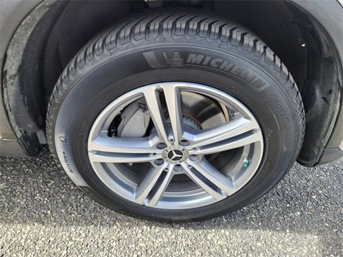 Certified 2021 Mercedes-Benz GLC 300 4MATIC image 23