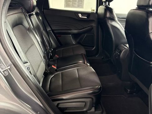 Used 2023 Ford Escape ST-Line AWD/4WD image 17