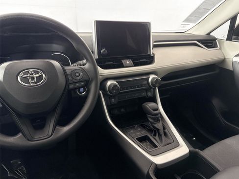 Certified 2023 Toyota RAV4 XLE w/ Convenience Package image 30