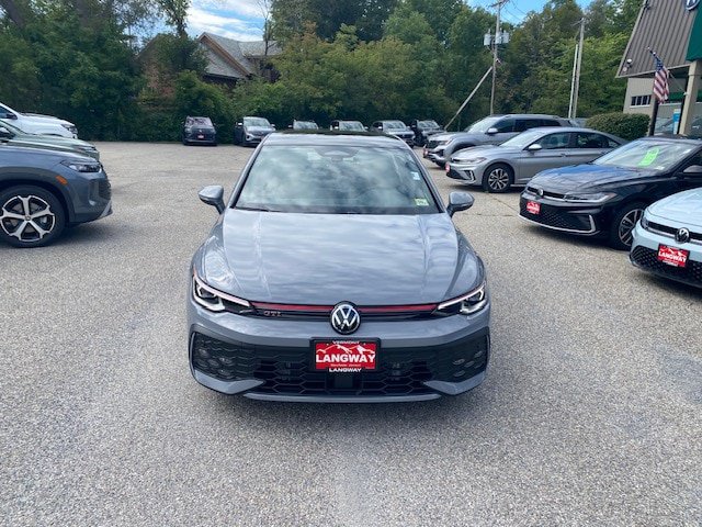 New 2026 Volkswagen GTI SE FWD image 2