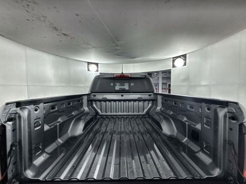 New 2026 GMC Canyon Elevation w/ Convenience Package image 25