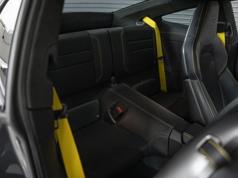 Used 2025 Porsche 911 GT3 RWD image 34