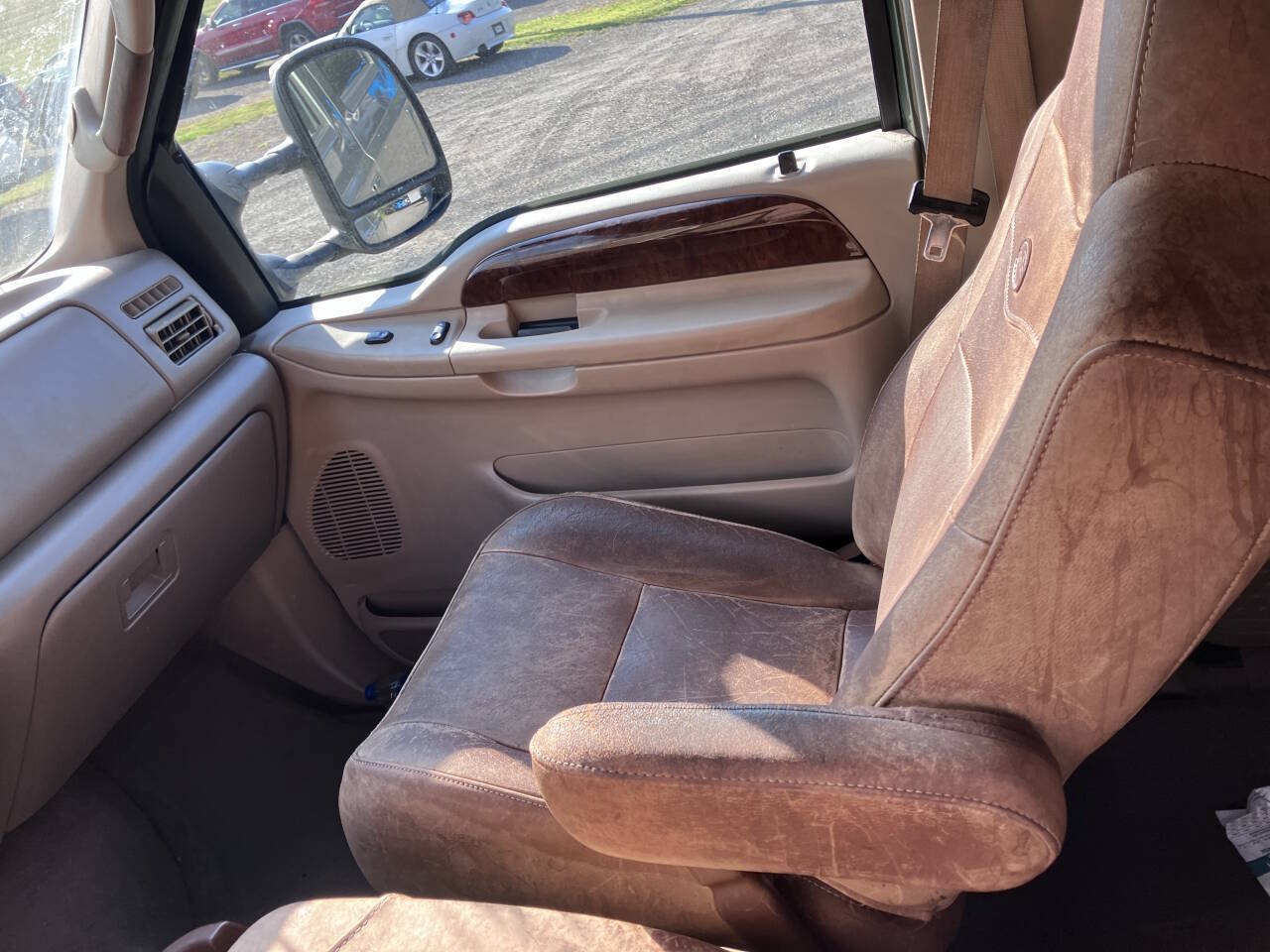 Used 2004 Ford F250 Lariat AWD/4WD image 14