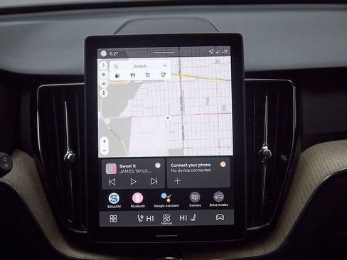 New 2026 Volvo XC60 B5 Plus w/ Protection Package Premier image 27