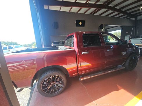 Used 2020 RAM 1500 Tradesman w/ Chrome Plus Package RWD image 6