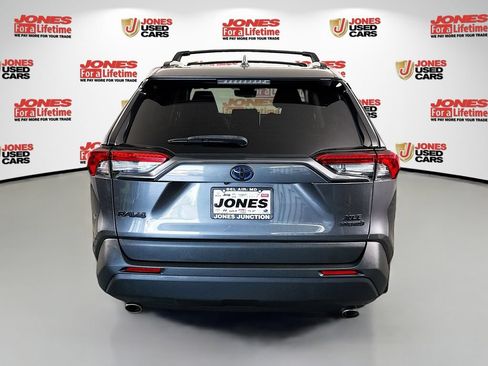 Certified 2023 Toyota RAV4 XLE AWD/4WD image 15