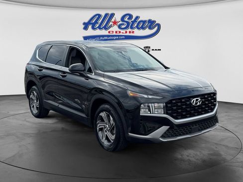 Used 2023 Hyundai Santa Fe SE FWD image 3