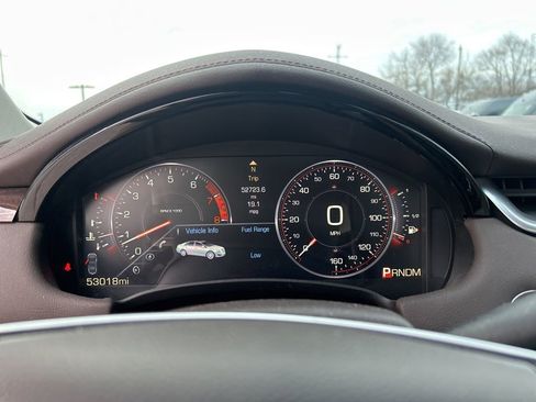 Used 2013 Cadillac XTS Premium image 10