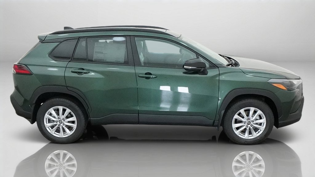 New 2026 Toyota Corolla Cross LE w/ Moonroof Package FWD image 21
