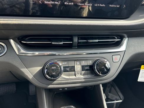 New 2026 Buick Envista Preferred FWD image 25