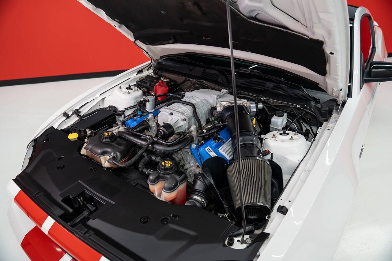 Used 2013 Ford Mustang Shelby GT500 RWD image 11