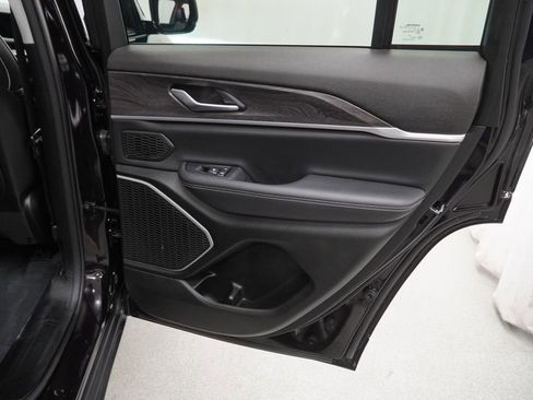 Certified 2022 Jeep Grand Cherokee Limited 4xe image 48