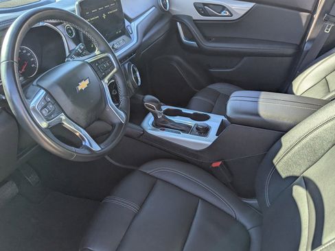 Used 2024 Chevrolet Blazer LT image 7