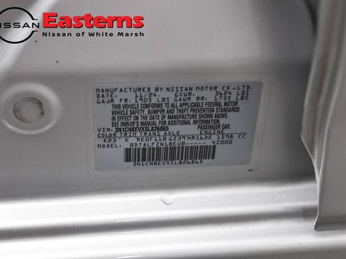 Used 2025 Nissan Versa SV FWD image 34