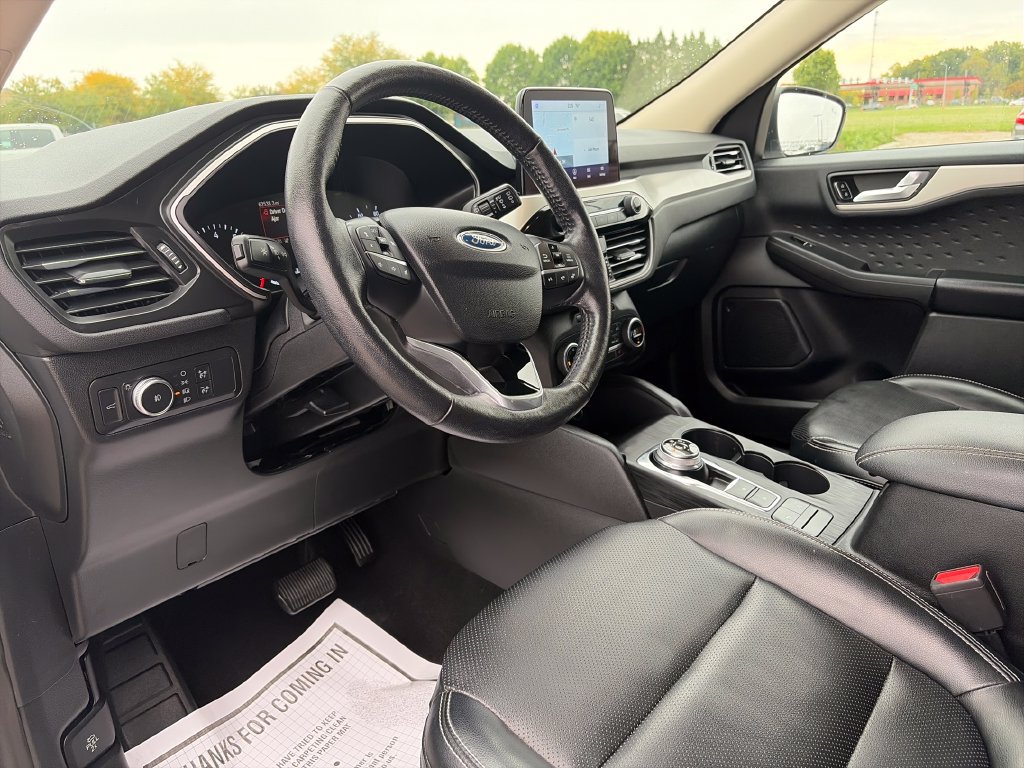 Used 2020 Ford Escape SEL AWD/4WD image 14