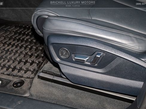 Used 2025 Audi Q8 Prestige image 61