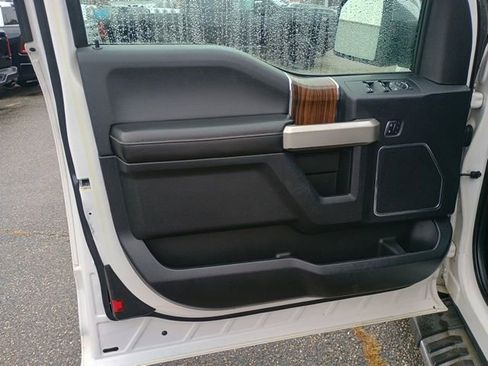 Used 2015 Ford F150 Lariat w/ Equipment Group 502A Luxury image 20