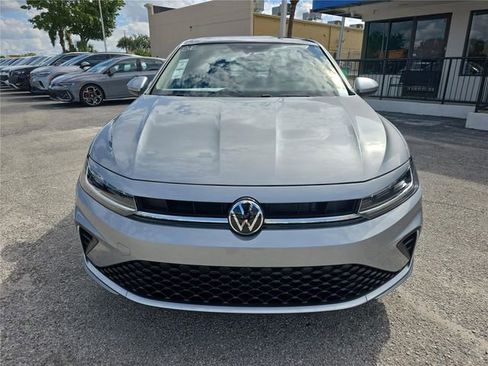 New 2026 Volkswagen Jetta SE image 7