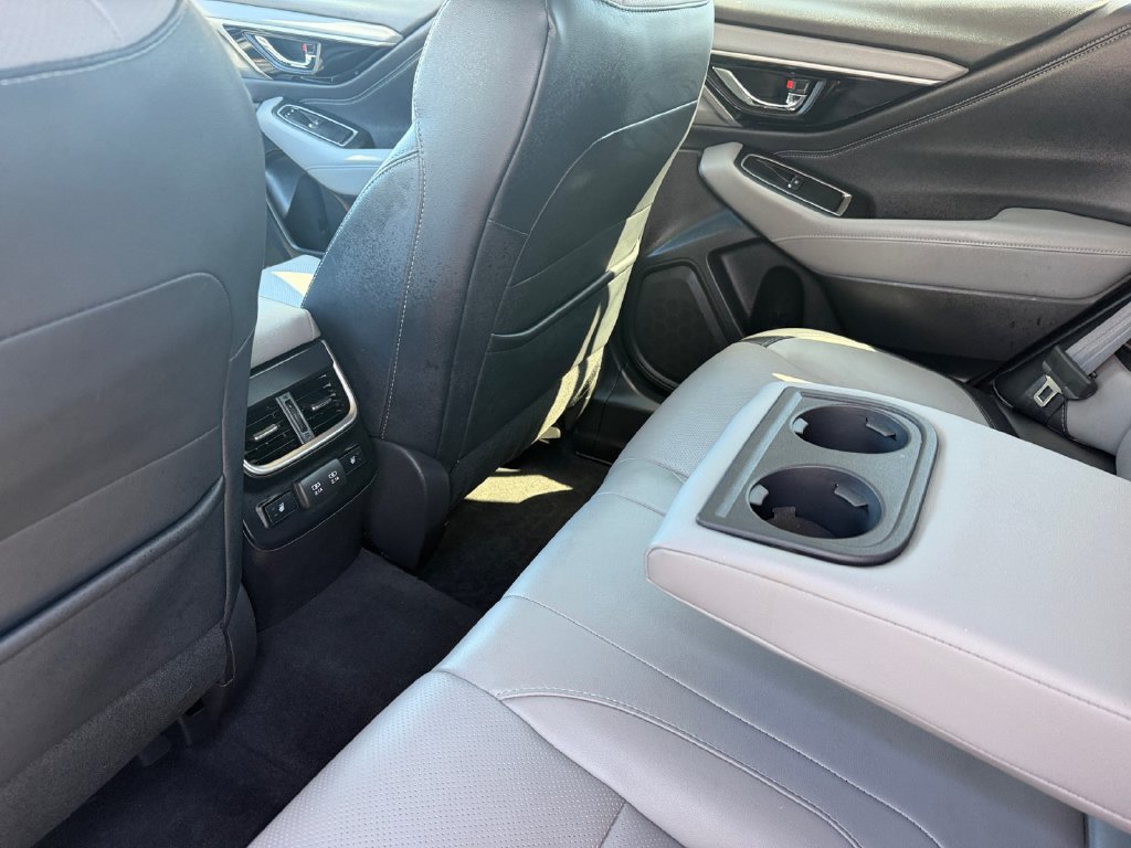 Used 2020 Subaru Outback Limited AWD/4WD image 19