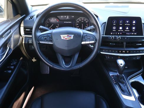 Used 2025 Cadillac CT4 Premium Luxury image 9