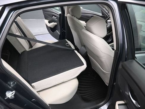 Certified 2024 Honda Accord EX image 28