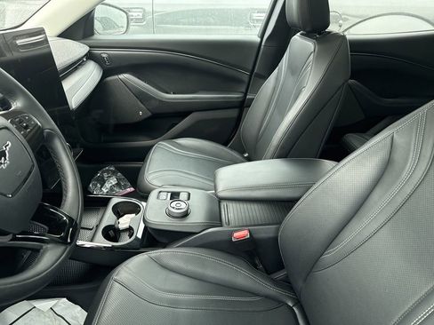Used 2023 Ford Mustang Mach-E Premium image 12