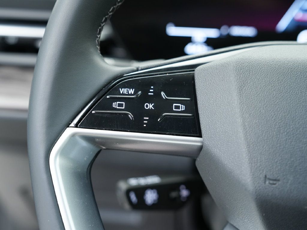 Certified 2025 Audi Q5 Premium w/ Convenience Package AWD/4WD image 13